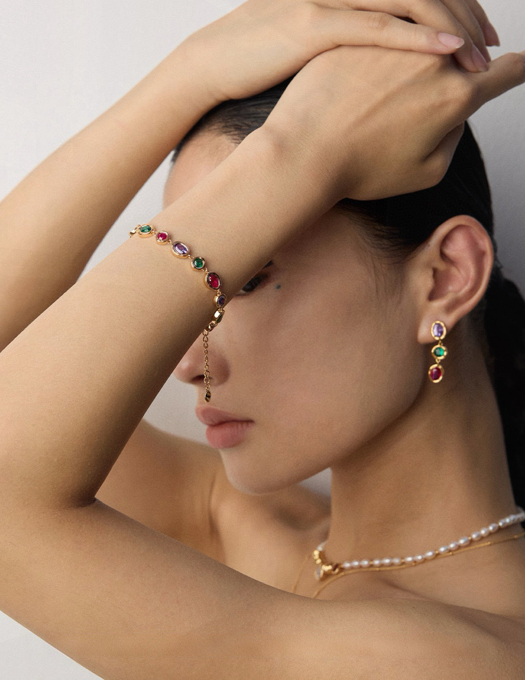 Gemstone bracelet and earrings