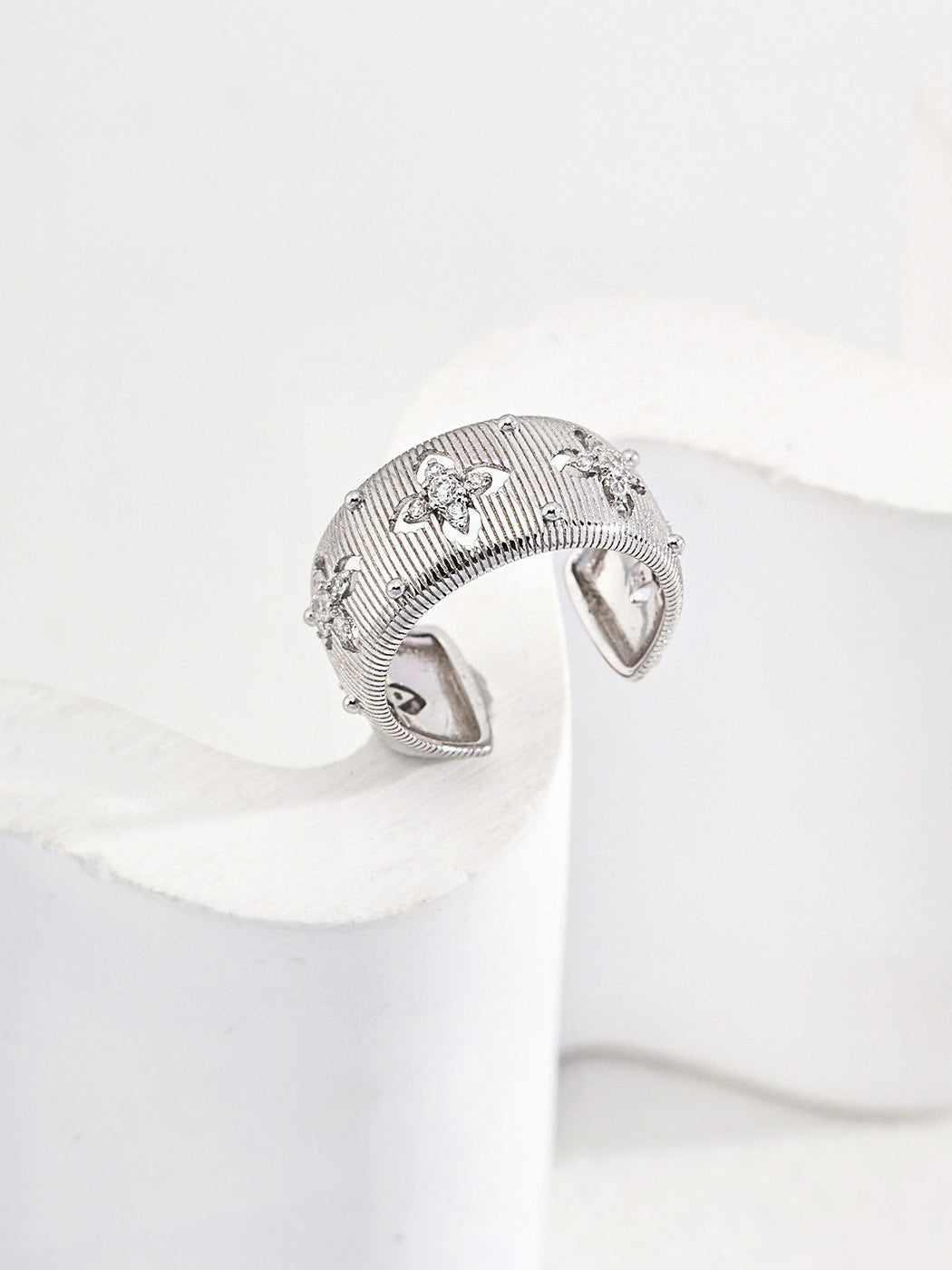 silver zircon ring