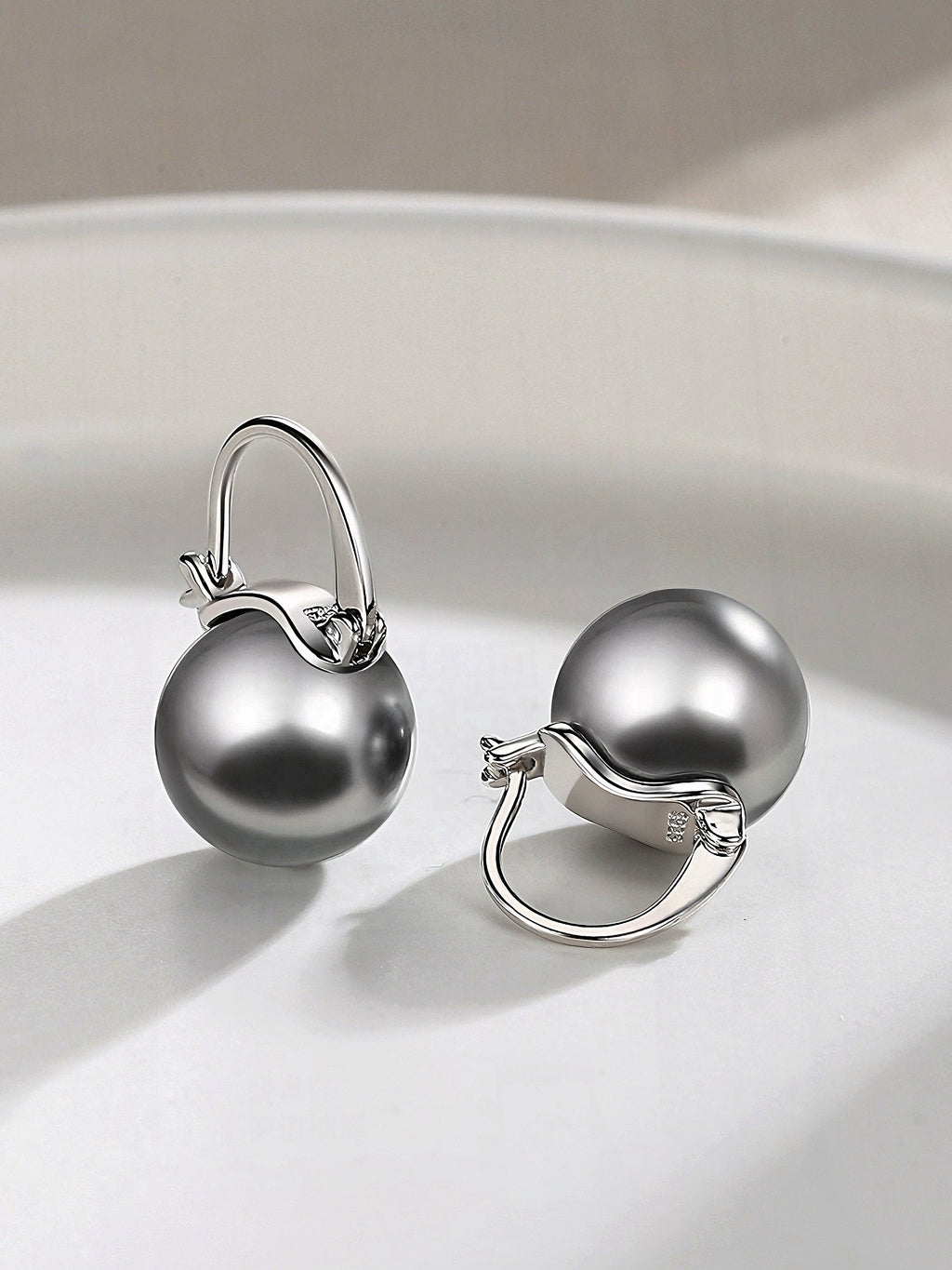Black Pearl Earrings