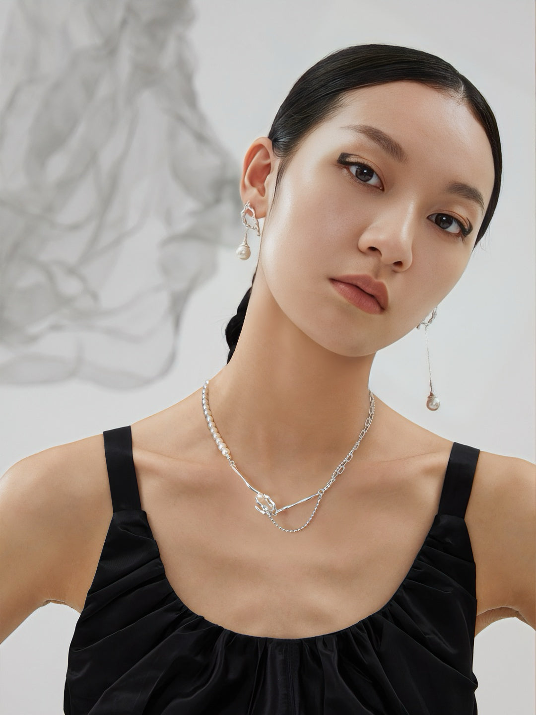 Pure silver pearl necklace