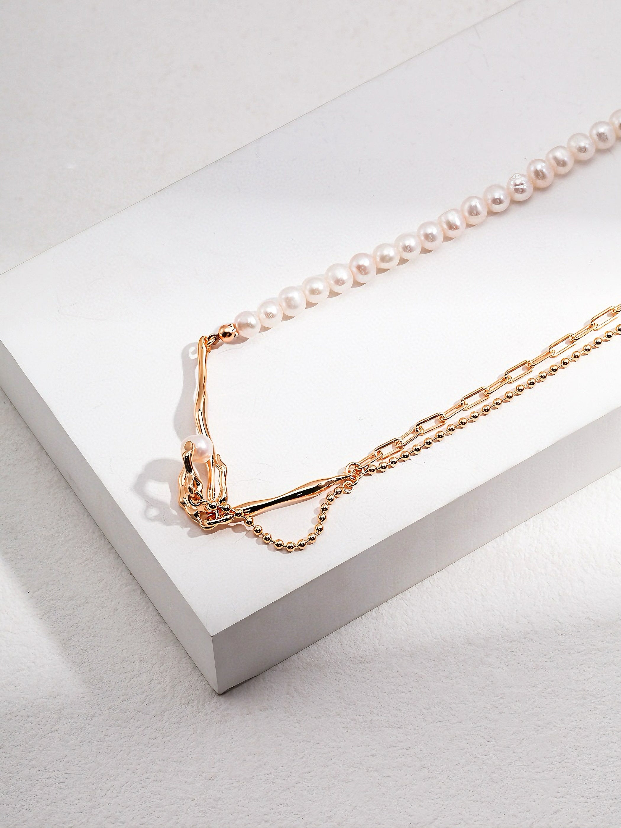 Pure silver pearl necklace