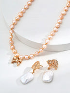 Pearl necklace